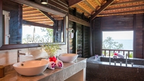  Ocean View Villa with Open Bathtub