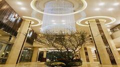 Khách sạn Central Luxury Hạ Long