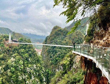 Cao Nguyên Mộc Châu - Cầu Kính Tình Yêu - Cầu Kính Bạch Long (2 Ngày 1 Đêm)