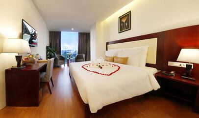 Deluxe Double Room with River View