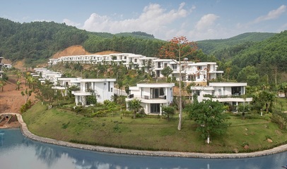 Villa 3 phòng ngủ hướng hồ