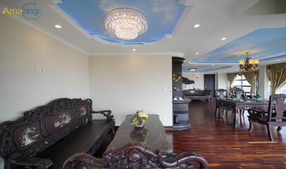 V-Royal Suite