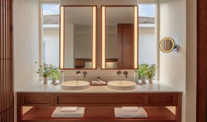 Deluxe Suite – Hướng vườn