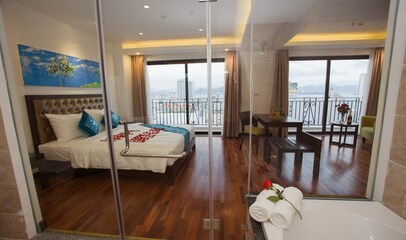 Club Suite (Balcony)