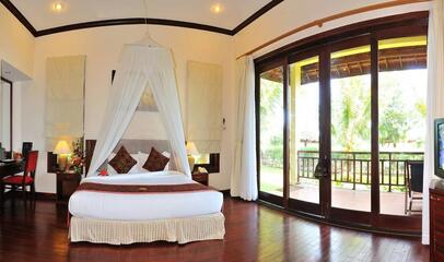 Beach Front Suite Villa