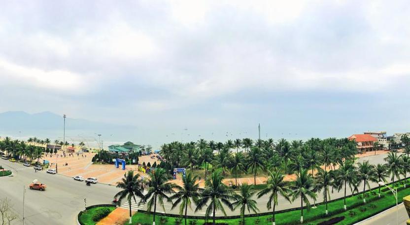 View biển từ khách sạn