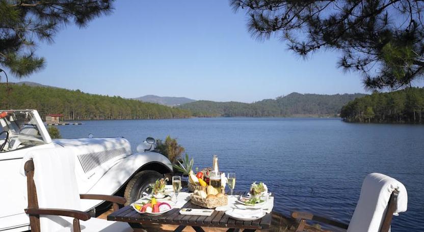 Ana Mandara Villas Đà Lạt Resort & Spa