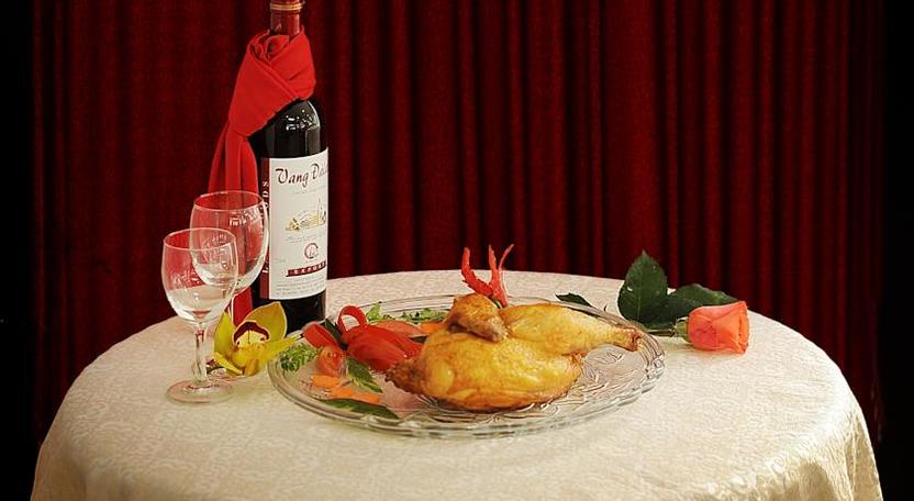 Khách sạn Cẩm Đô Đà Lạt