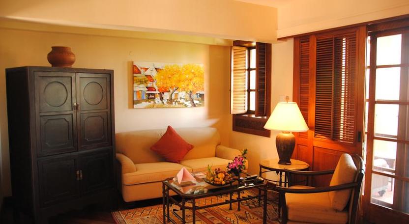 Hạng phòng Garden Deluxe - phòng khách
