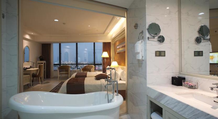 Junior Suite River View - Phòng tắm
