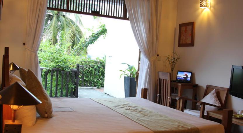 Phòng ngủ hướng vườn