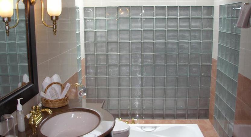 Khách Sạn Bluewater Đà Lạt