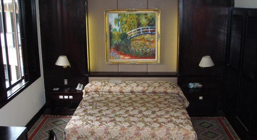 Khách Sạn Bluewater Đà Lạt