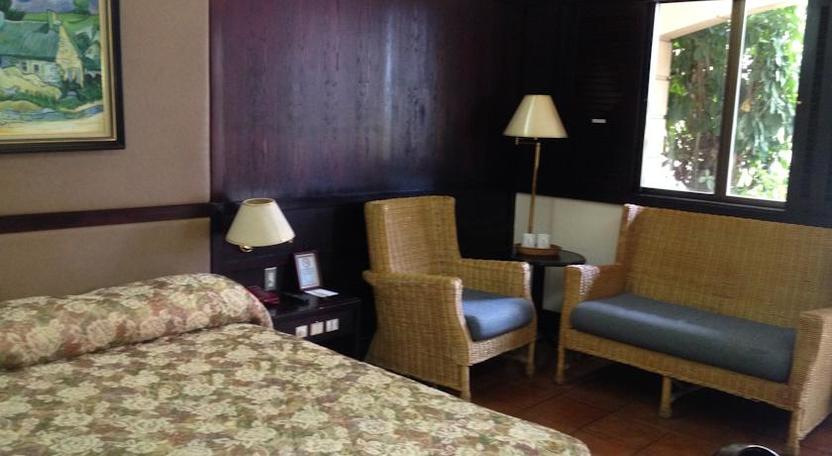 Khách Sạn Bluewater Đà Lạt