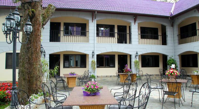 Khách Sạn Bluewater Đà Lạt