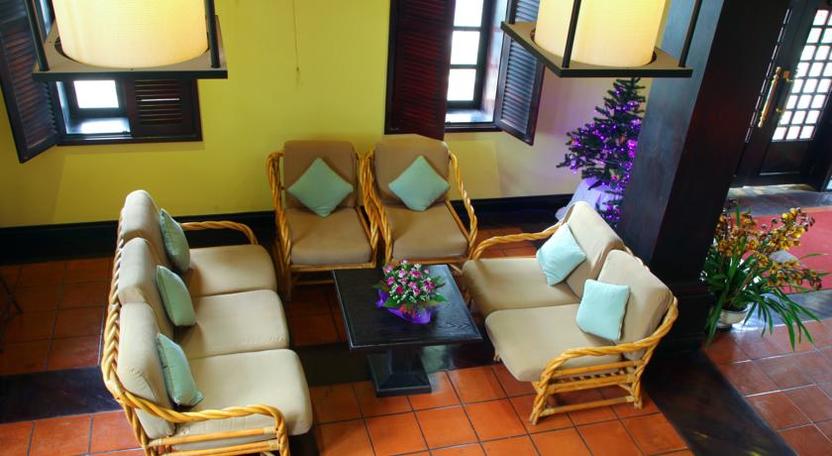 Khách Sạn Bluewater Đà Lạt