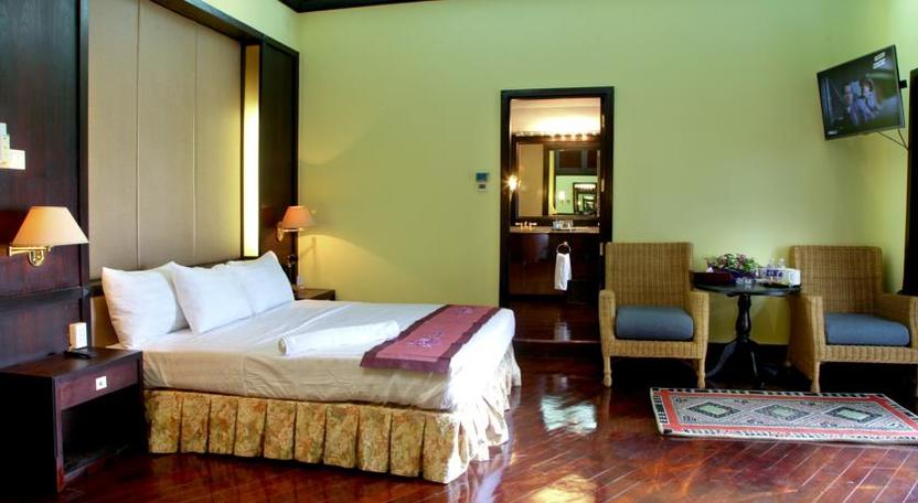 Khách Sạn Bluewater Đà Lạt