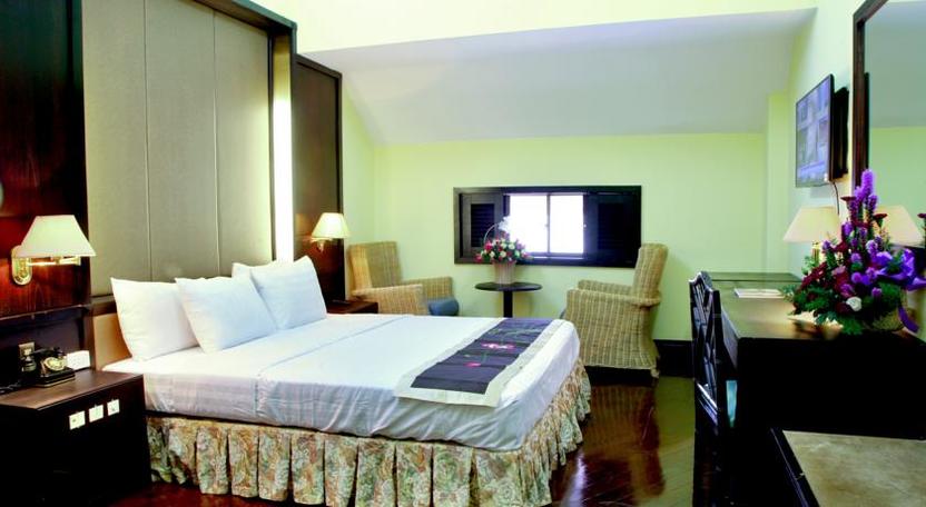 Khách Sạn Bluewater Đà Lạt