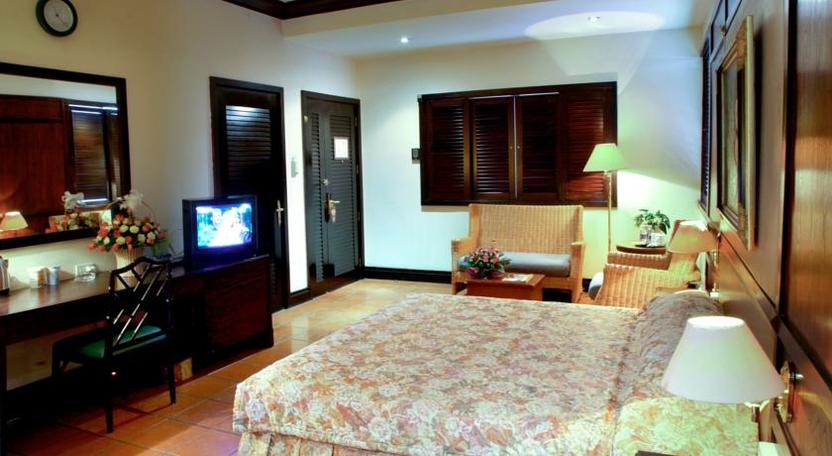 Khách Sạn Bluewater Đà Lạt