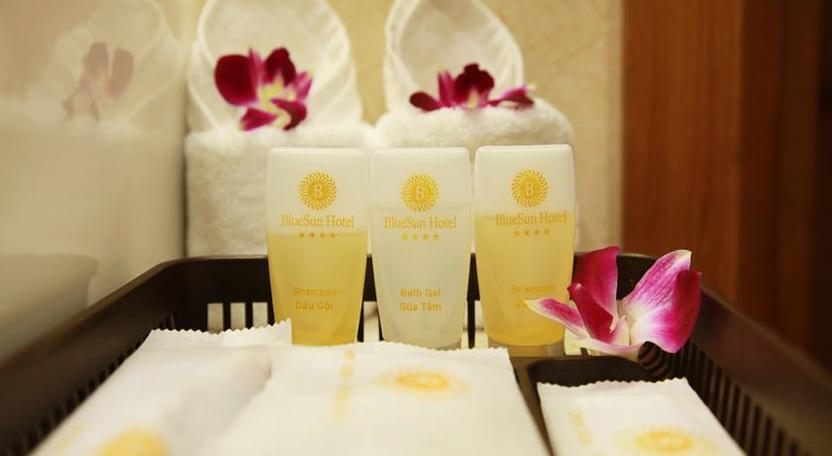 Đồ dùng cá nhân phòng tắm