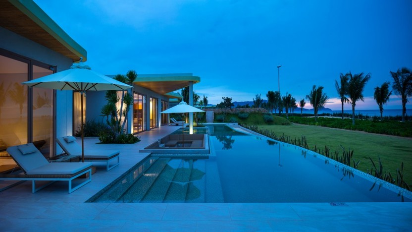 Biệt thự hướng biển với bể bơi riêng