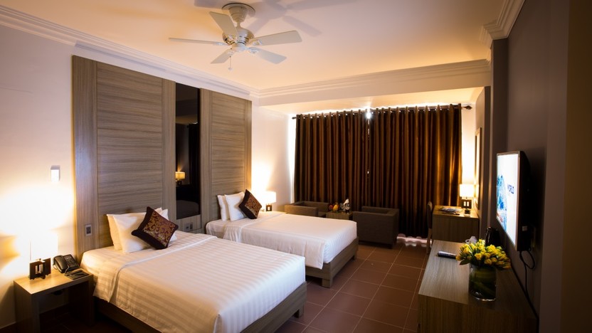 Phòng ngủ 2 giường đơn hướng phố 3