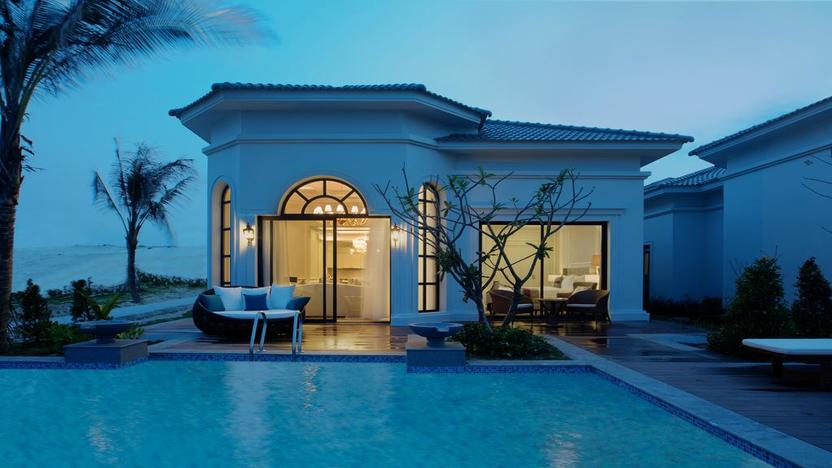 Biệt thự với hồ bơi riêng
