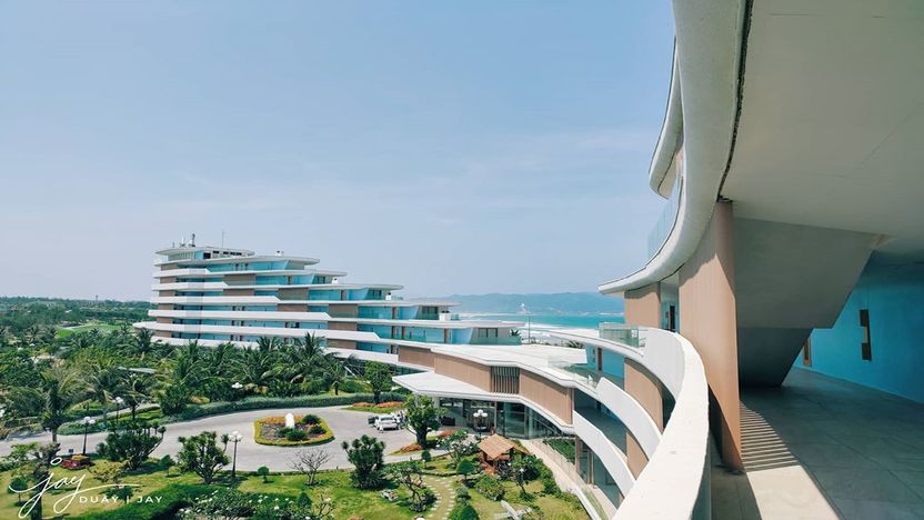 Phủ xanh toàn bộ mái