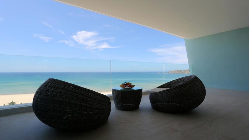 Ban công view biển