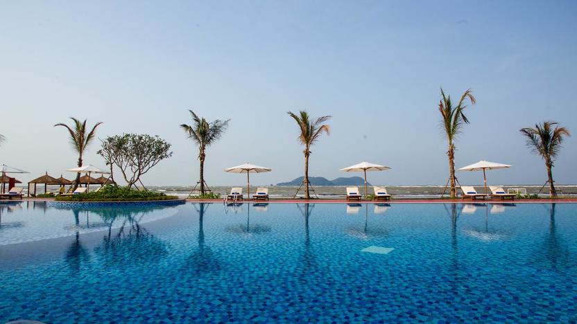 Hồ bơi