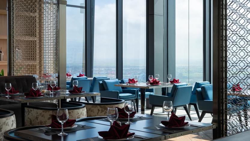 Nhà hàng Lotus tầng 34