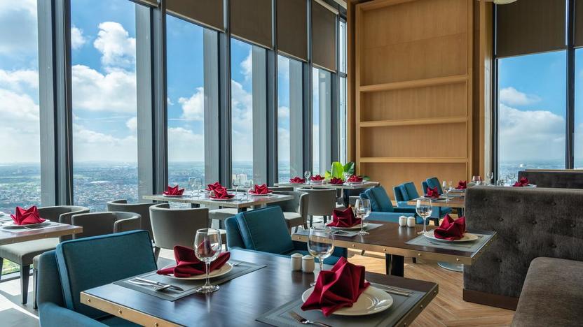 Nhà hàng Lotus tầng 34