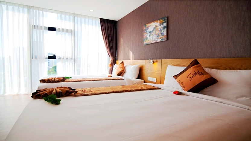 Gold Premier Deluxe 1