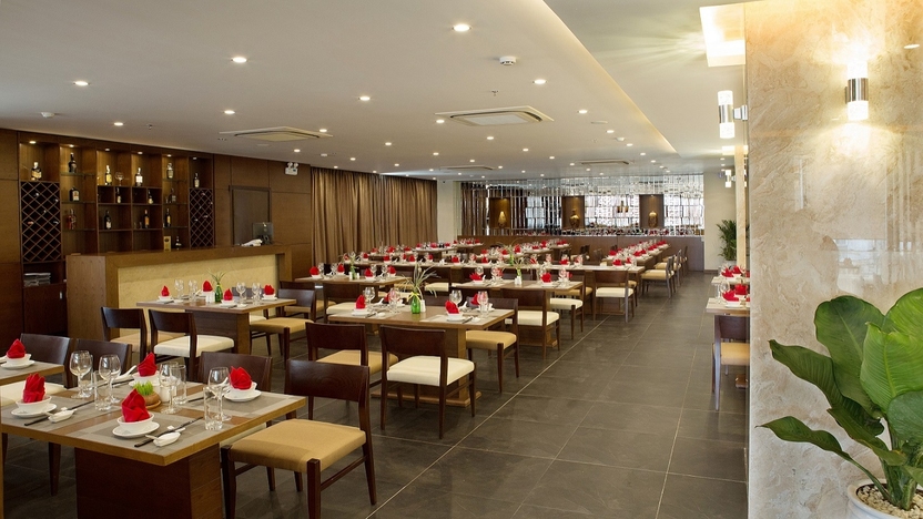 Nhà hàng Grand Sea 1