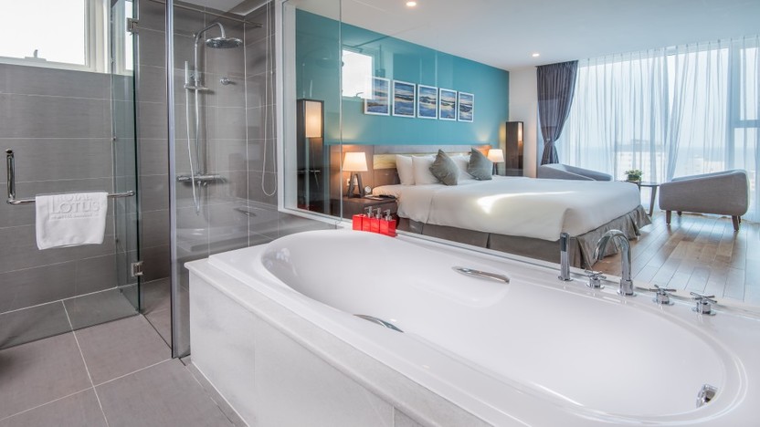 Suite - Phòng tắm 1