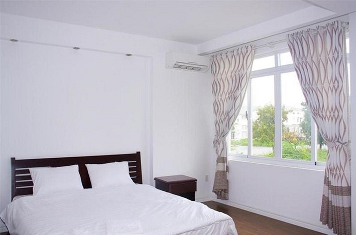 Phòng ngủ hướng vườn