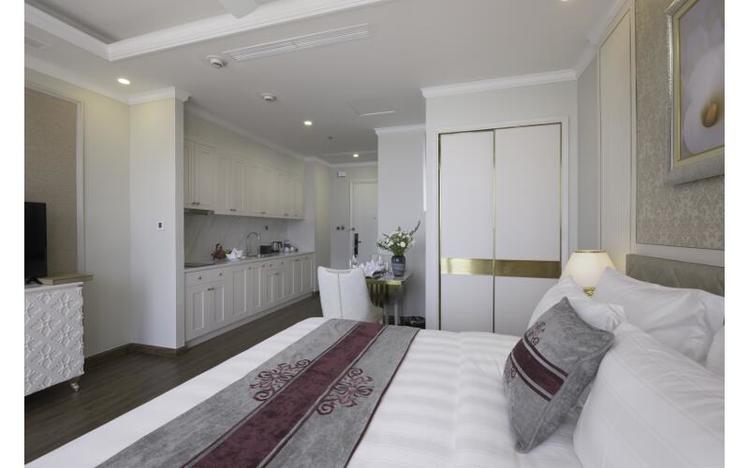 Studio Suite King Bedroom