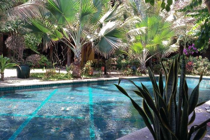 Ngoại cảnh khách sạn