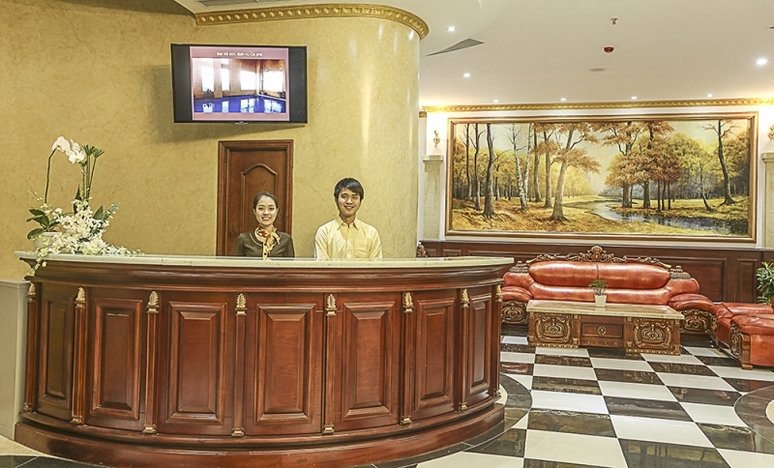 Lễ tân khách sạn