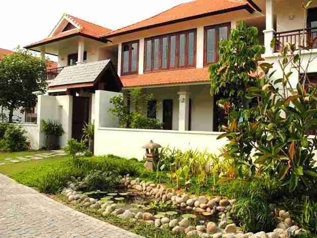 Mặt tiền căn biệt thự