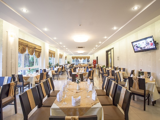 Nhà hàng Princess tầng 2 (1)