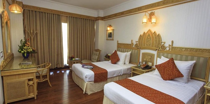 Superior hướng sông