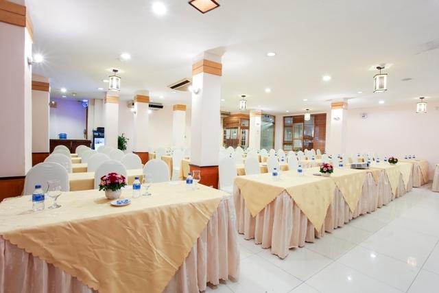 Nhà ăn khách sạn Oscar Sài Gòn