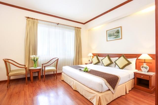Phòng ngủ khách sạn Oscar