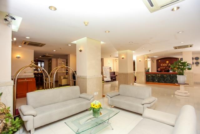 Sảnh khách sạn Oscar Sài Gòn