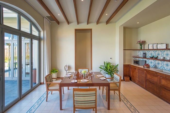 Seaview Villa - Phòng bếp